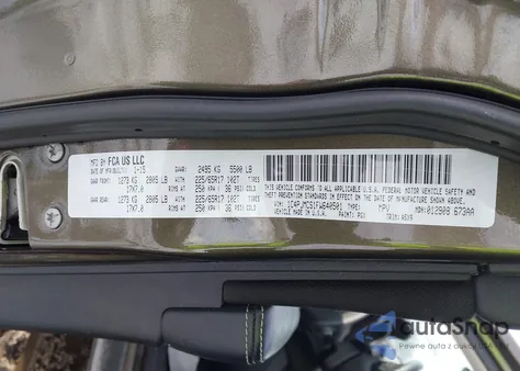 2015 Jeep Cherokee Latitude из США, поврежденный, VIN 1C4PJMCS1FW640501